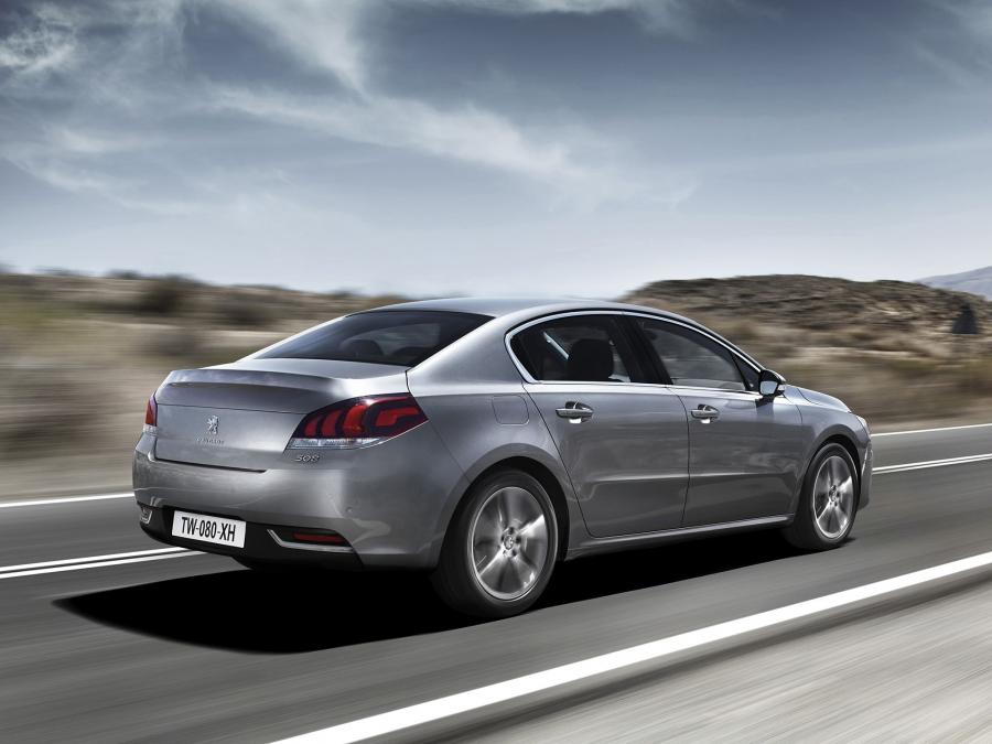  Peugeot 508 2014 года  (фото 13 из 15)